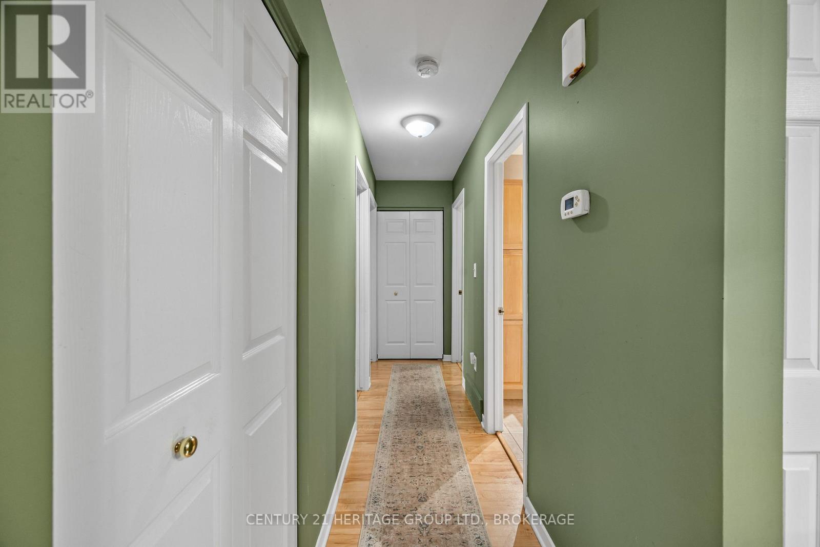 912 SAFARI DRIVE - 26