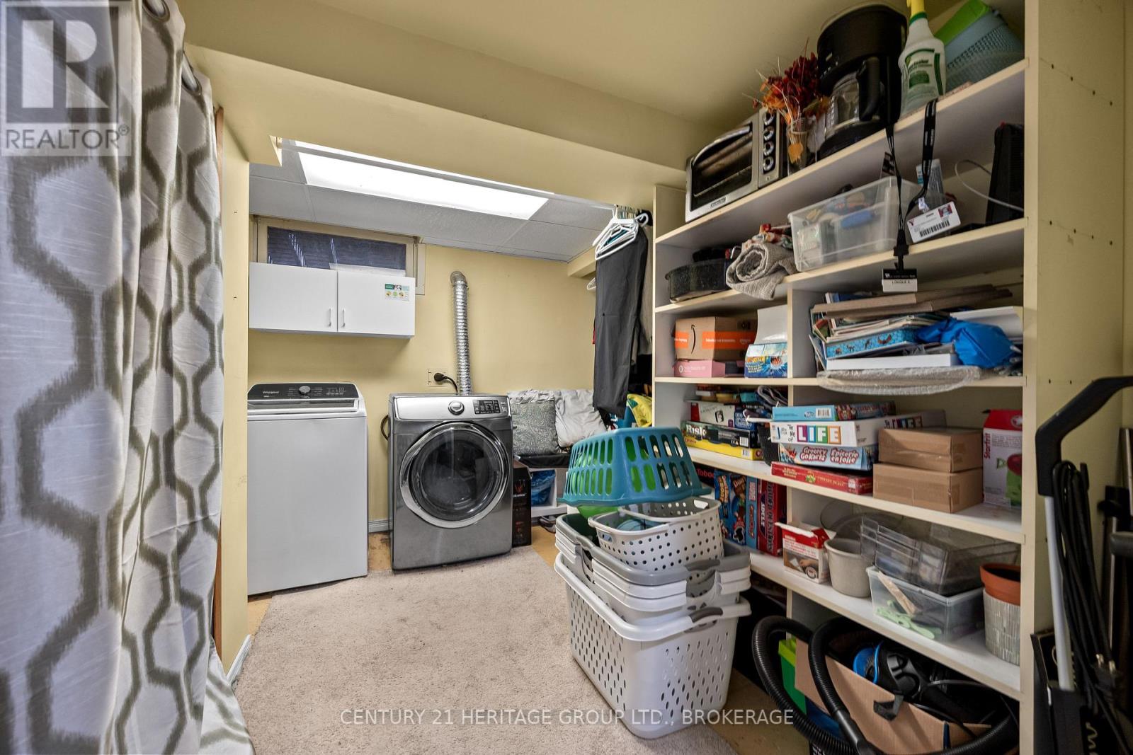912 SAFARI DRIVE - Image 39