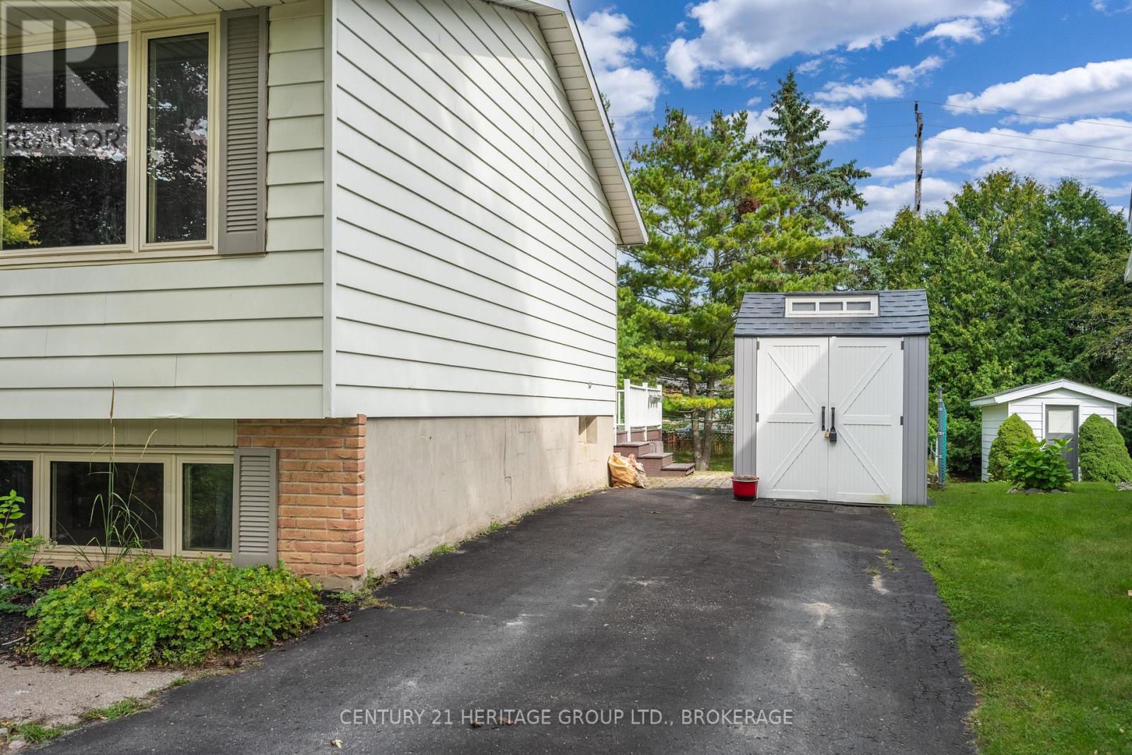 912 SAFARI DRIVE, Kingston (North of Taylor-Kidd Blvd) — photo 4