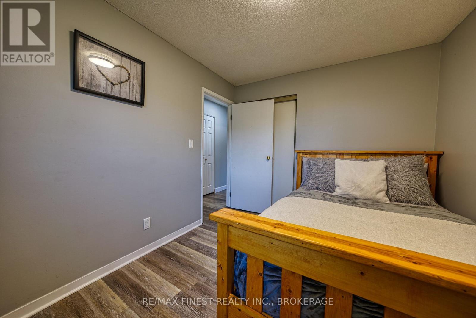 941 WARBURTON CRESCENT - 14