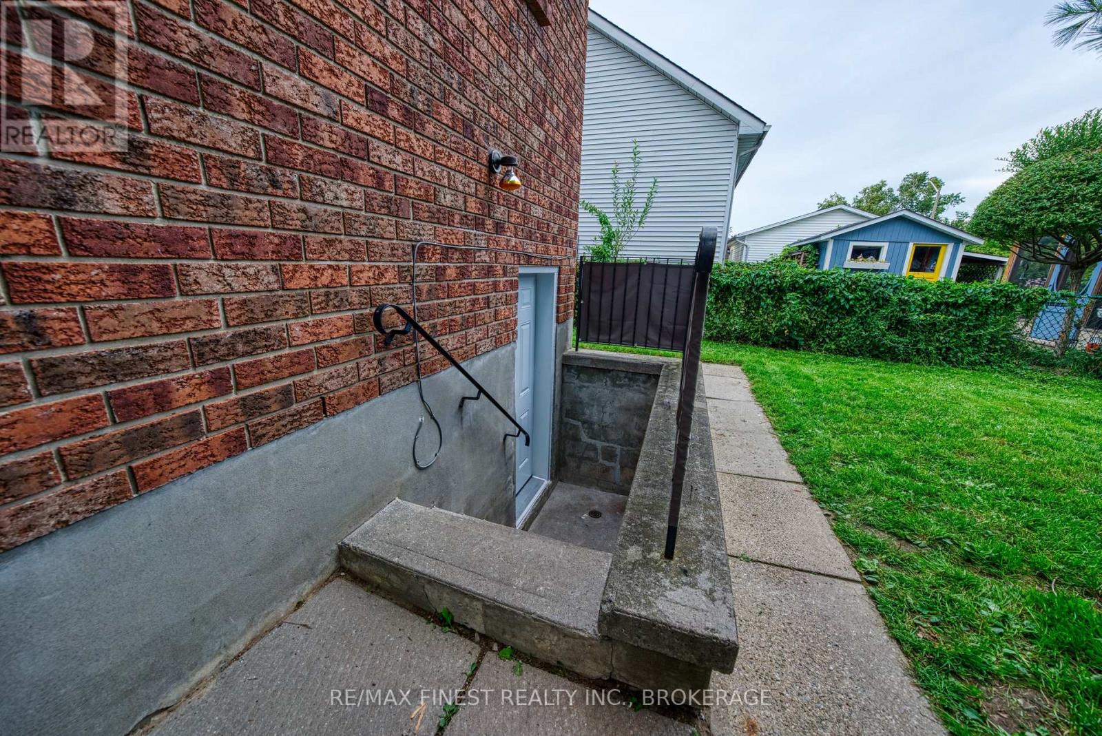 941 WARBURTON CRESCENT - Image 19