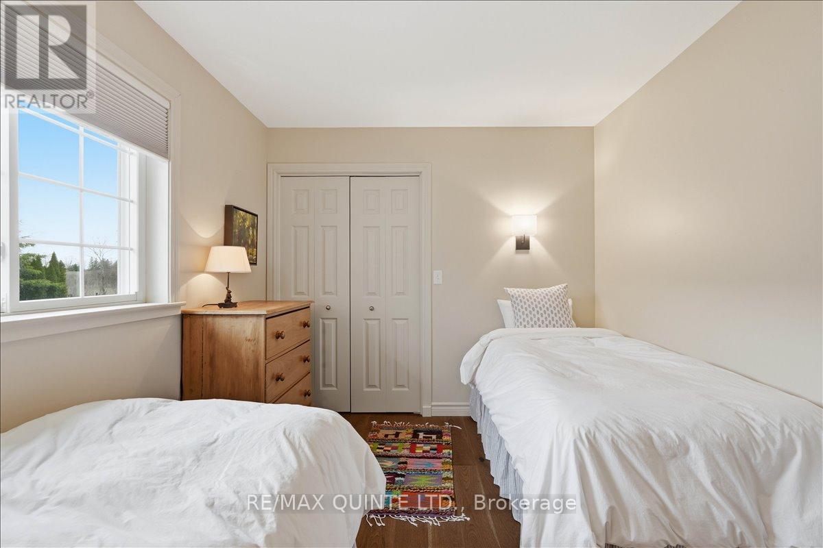 46 LAKE BREEZE COURT - Image 20