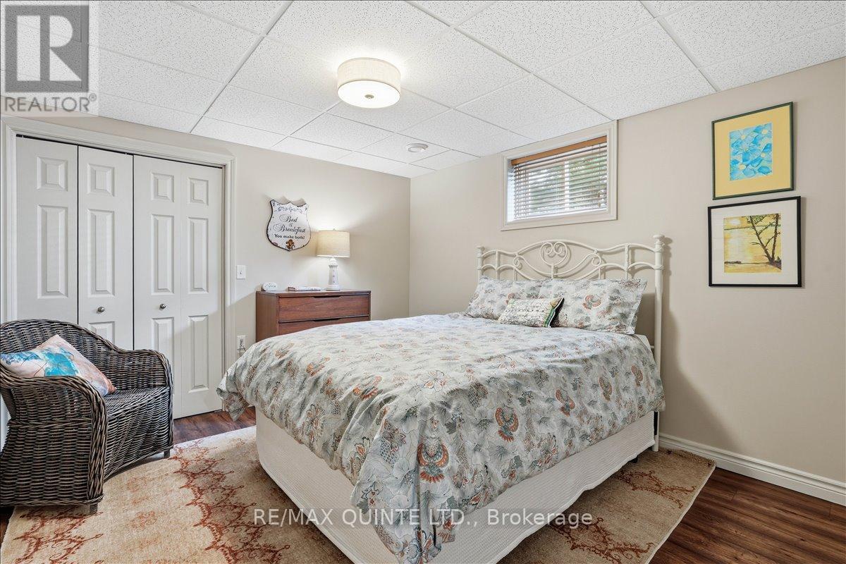 46 LAKE BREEZE COURT - Image 30