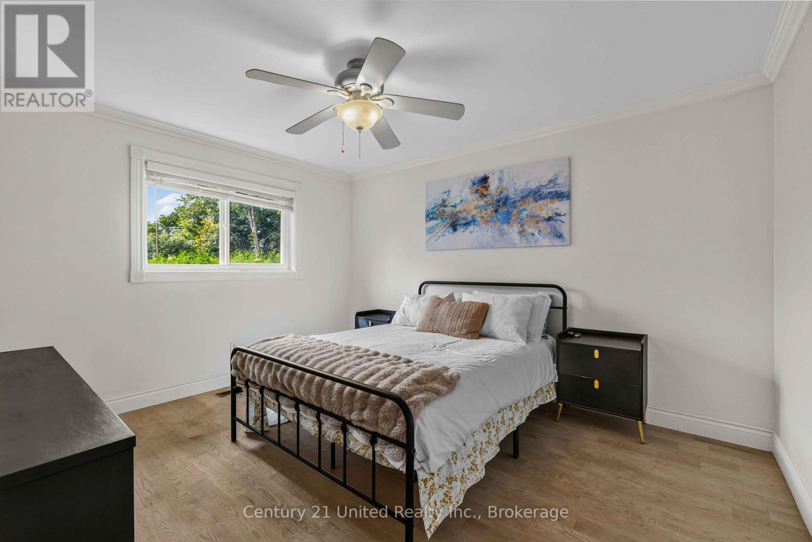 15 LAKEFIELD COURT - Image 17