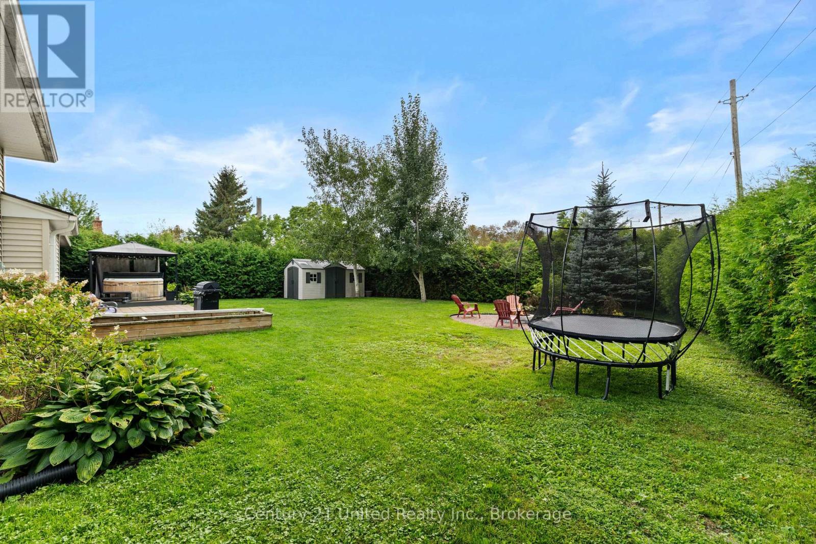 15 LAKEFIELD COURT - Image 37