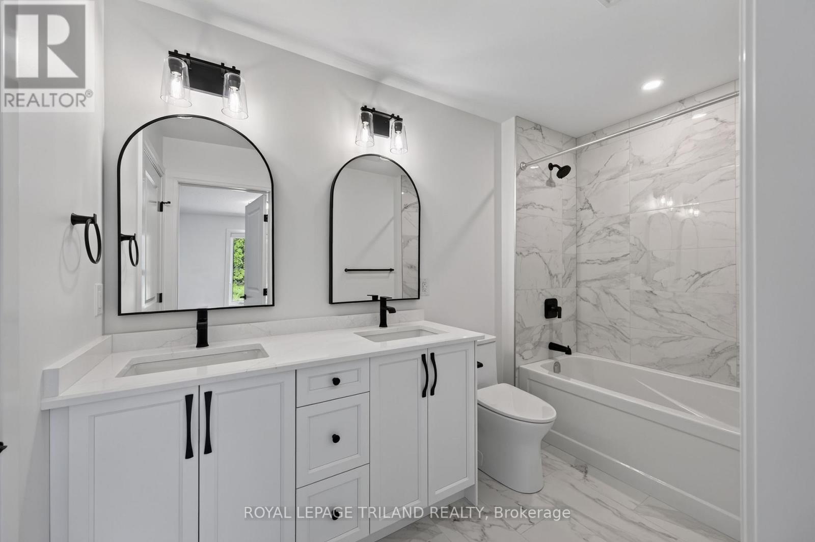 6777 HEATHWOODS AVENUE - 29