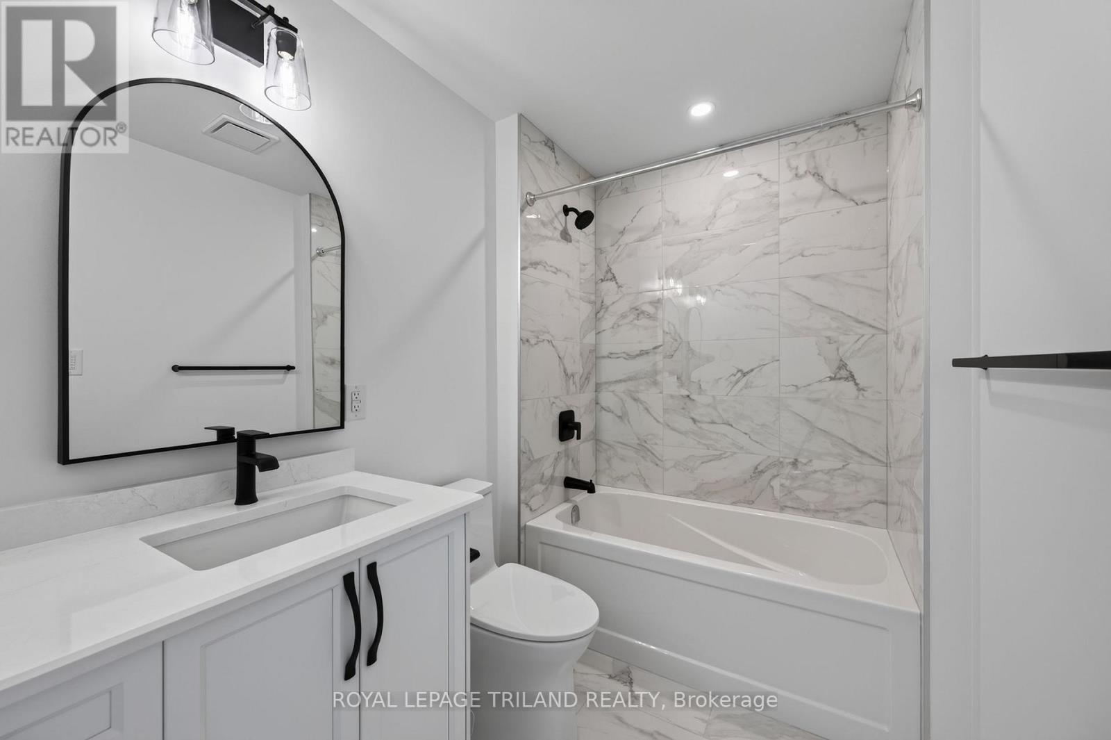 6777 HEATHWOODS AVENUE - Image 30
