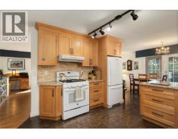Bathroom - 1677 Acacia Rd, Nanoose Bay, BC V9P9C6 Photo 11