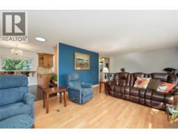 Bathroom - 1677 Acacia Rd, Nanoose Bay, BC V9P9C6 Photo 10