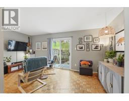 Living room - 1767 Trappist Lane, Ottawa, ON K1C1X7 Photo 6