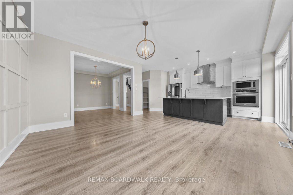 3 Bed, 4 Bath House for Sale in Ottawa – 343 SWEETCLOVER WAY, Ottawa – MLS# X13755276 - Image 16