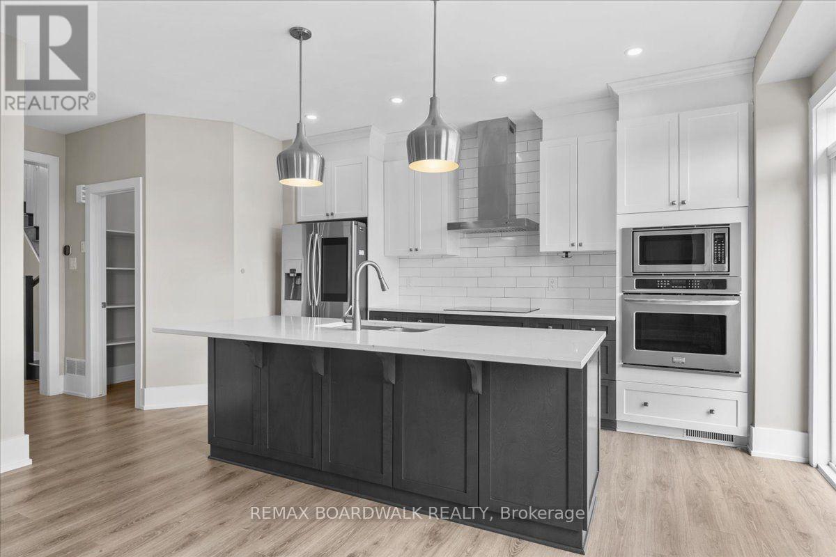 3 Bed, 4 Bath House for Sale in Ottawa – 343 SWEETCLOVER WAY, Ottawa – MLS# X13755276 - Image 18