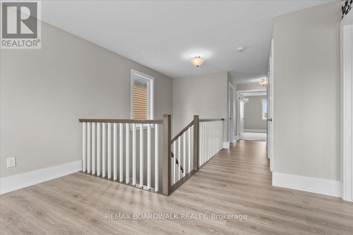 3 Bed, 4 Bath House for Sale in Ottawa – 343 SWEETCLOVER WAY, Ottawa – MLS# X13755276 - Image 26