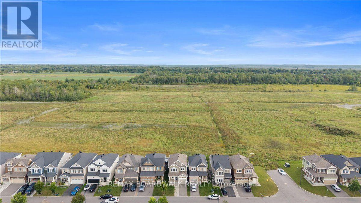 3 Bed, 4 Bath House for Sale in Ottawa – 343 SWEETCLOVER WAY, Ottawa – MLS# X13755276 - Image 47