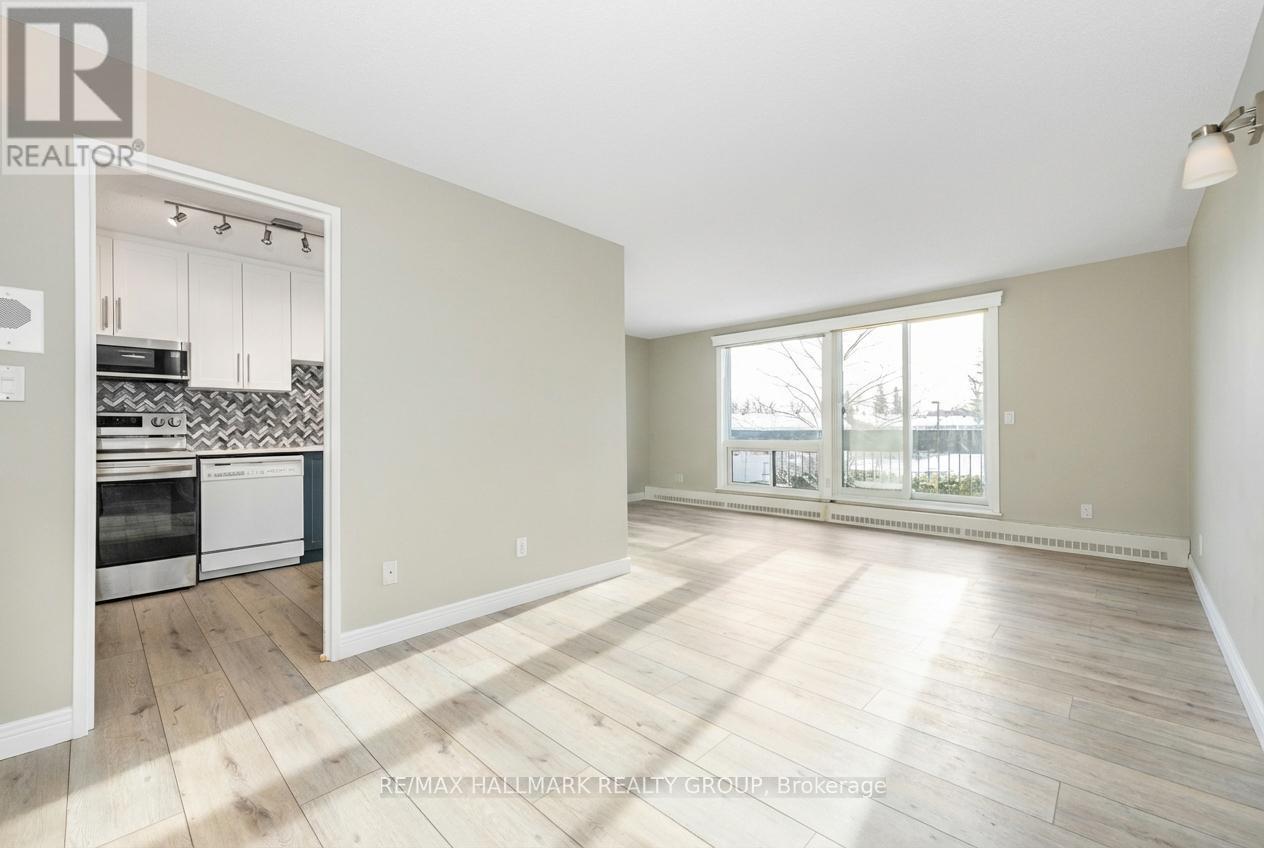 #214 - 1505 BASELINE ROAD, Ottawa — photo 7