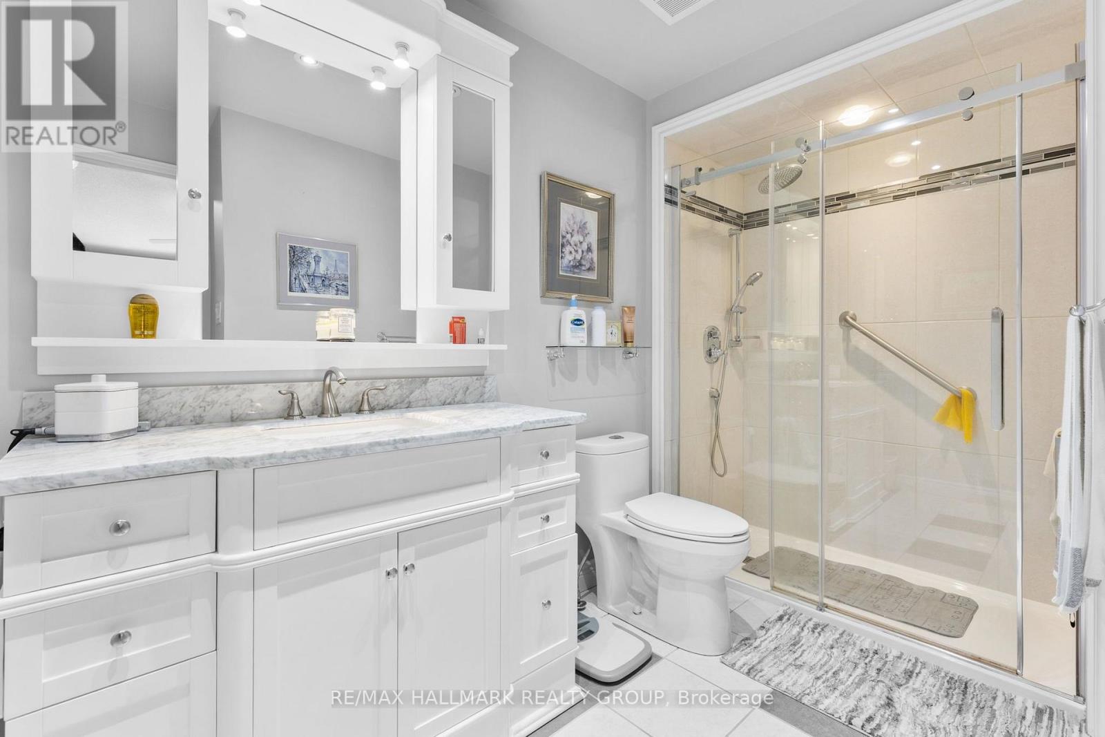 3 Bed, 3 Bath House for Sale in Ottawa – 2093 AUBURN RIDGE DRIVE, Ottawa – MLS# X13755360 - Image 24