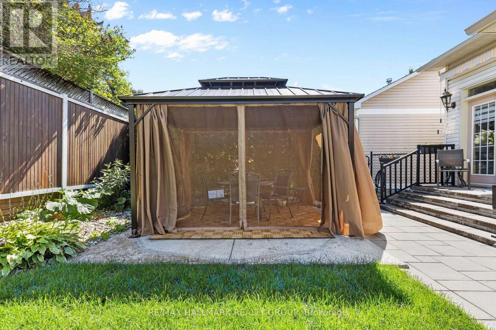 2093 AUBURN RIDGE DRIVE - 43