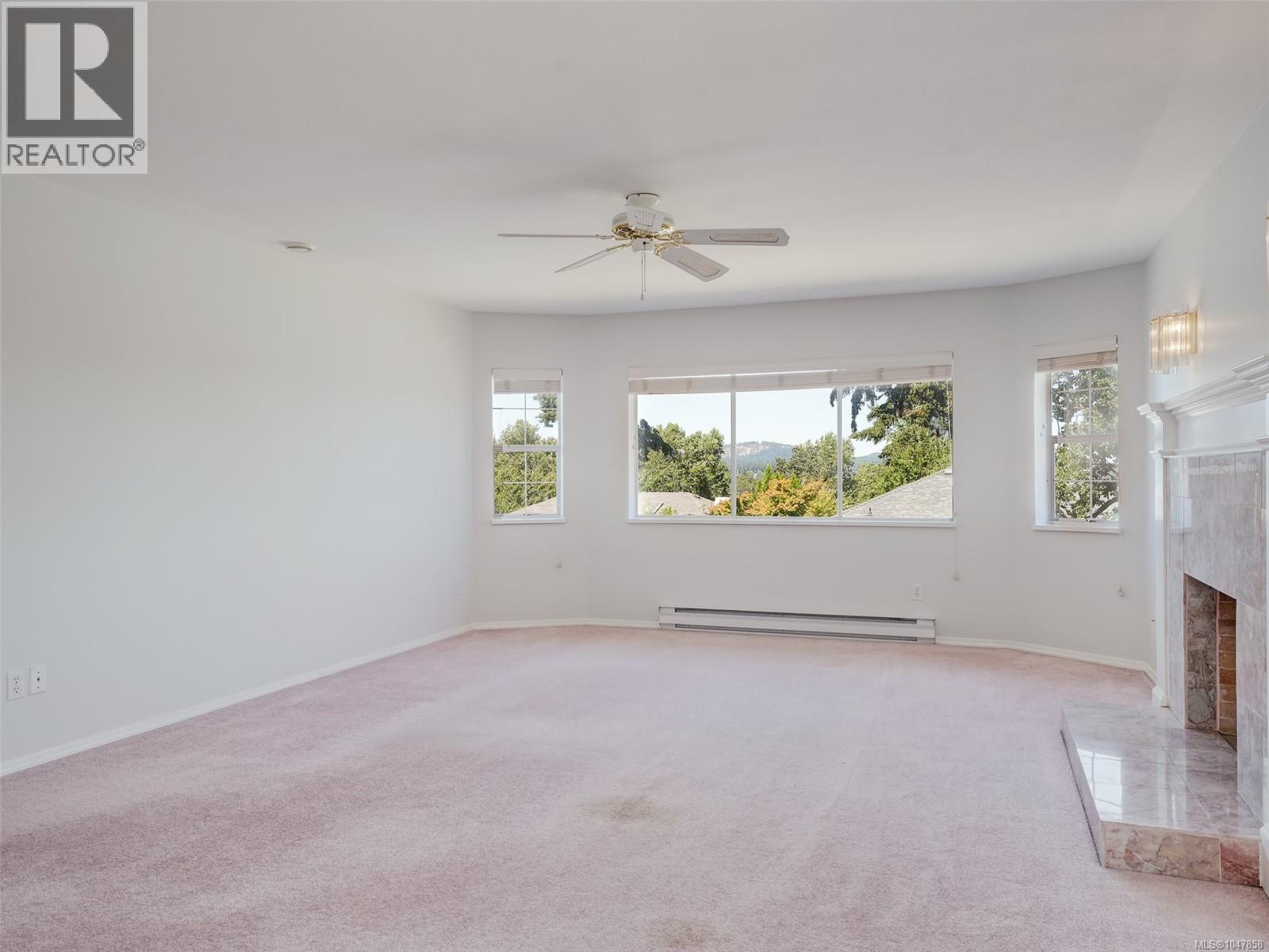  1287 Carmichael Court, Saanich