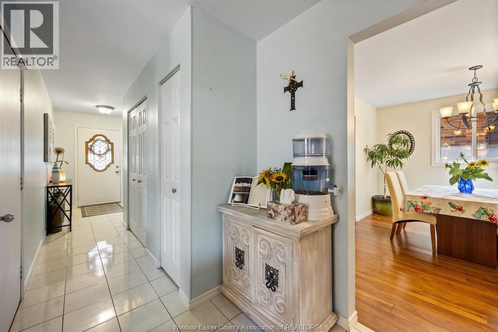 2841 GARVEY CRESCENT - 13