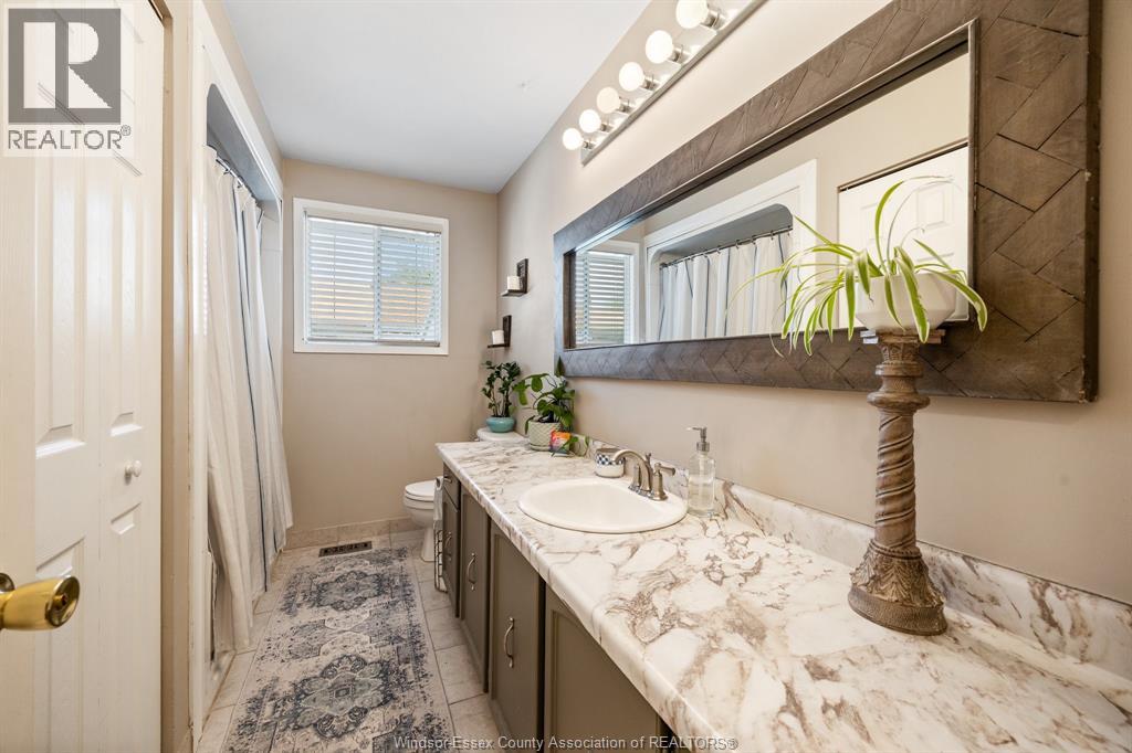 2841 GARVEY CRESCENT - 22