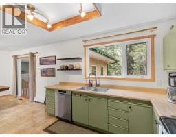 Bedroom - 1306 Elm Street, Whitehorse, YT Y1A4B5 Photo 10