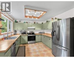 Bedroom - 1306 Elm Street, Whitehorse, YT Y1A4B5 Photo 9