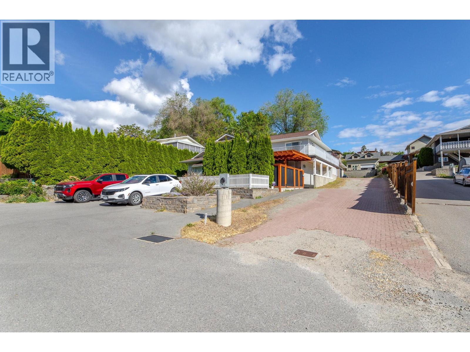 6108 Austin Street, Summerland