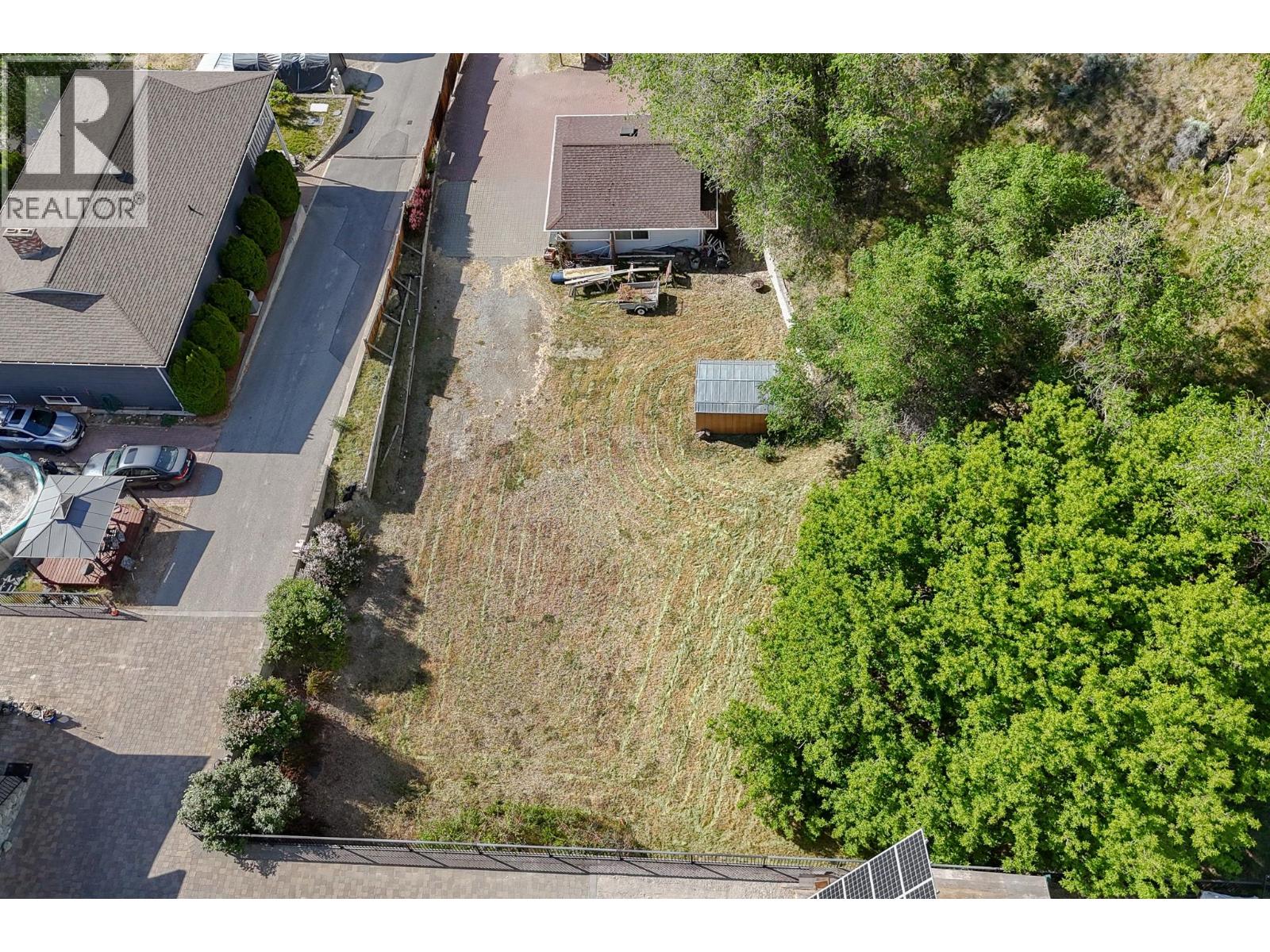 6108 Austin Street, Summerland