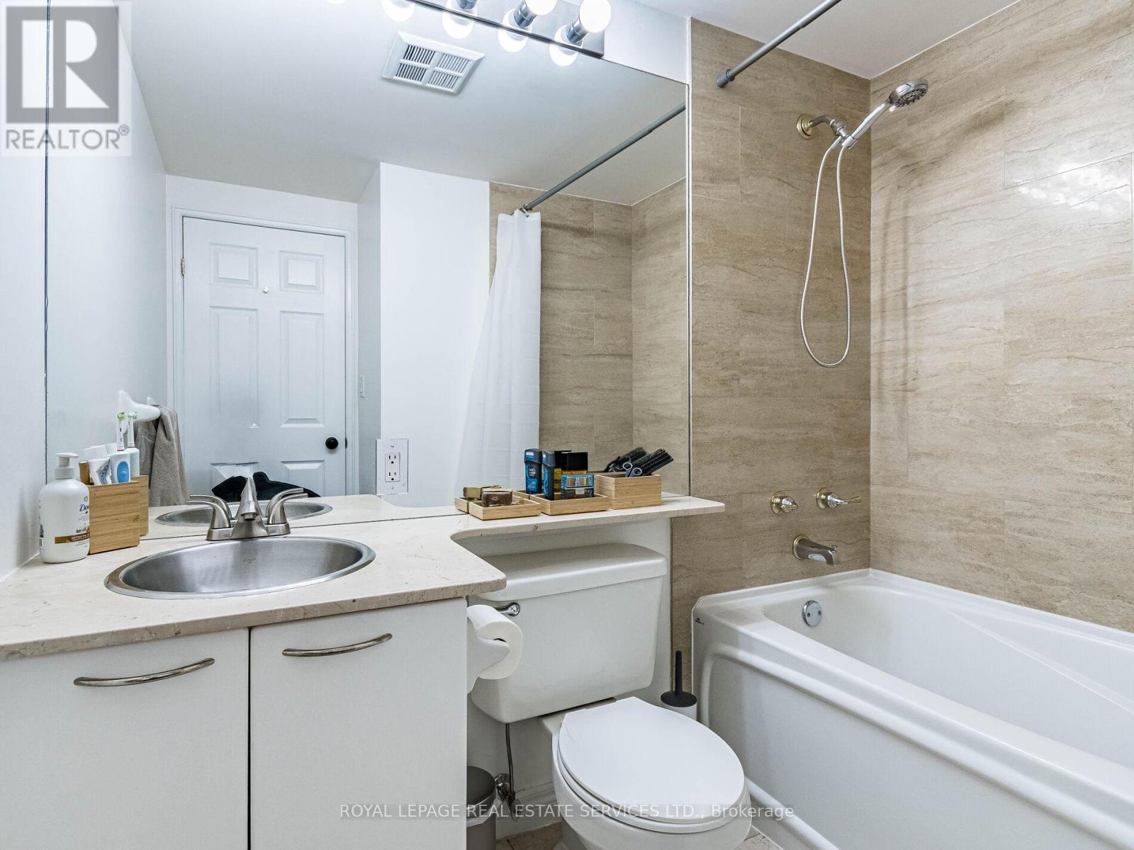 #802 55 BLOOR STREET E - 10