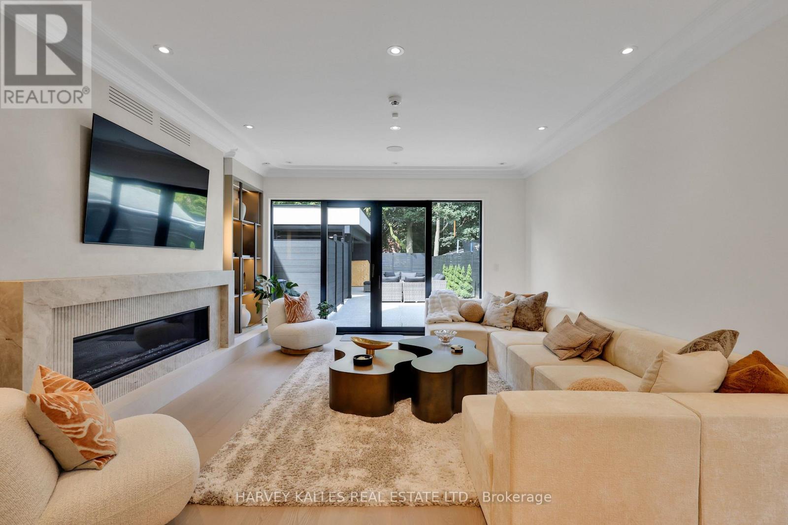 238 MELROSE AVENUE - 13