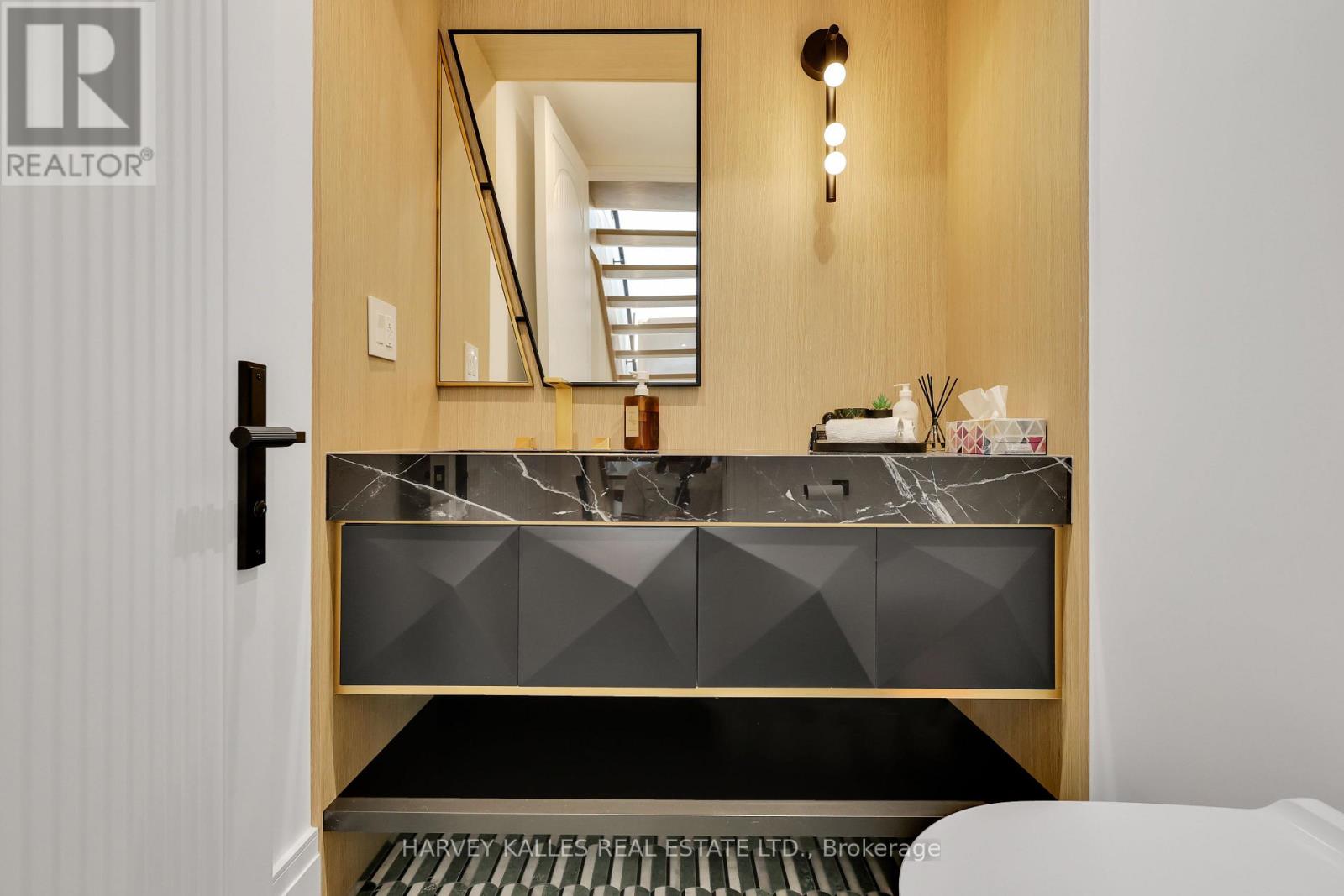 238 MELROSE AVENUE - 22