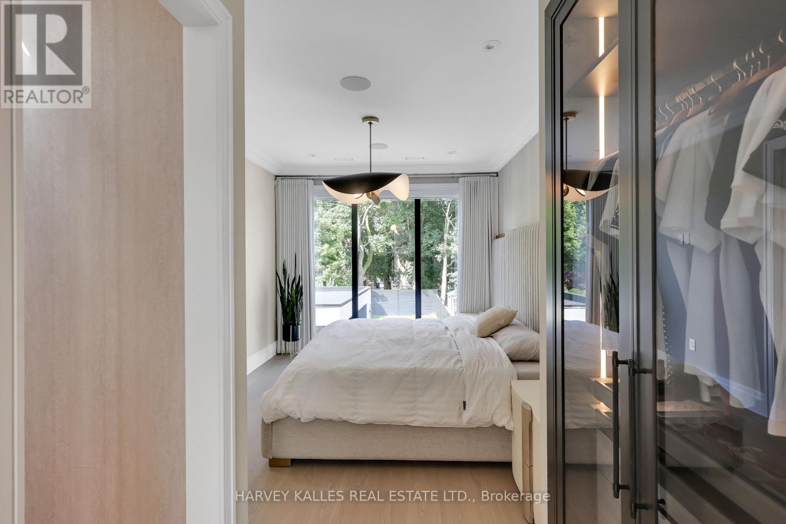 238 MELROSE AVENUE - 23