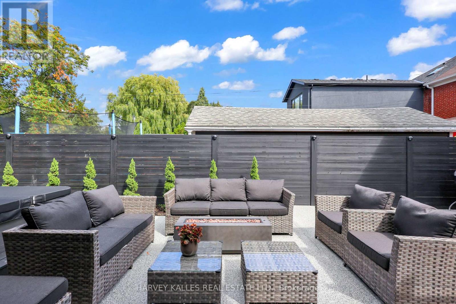 238 MELROSE AVENUE - 44