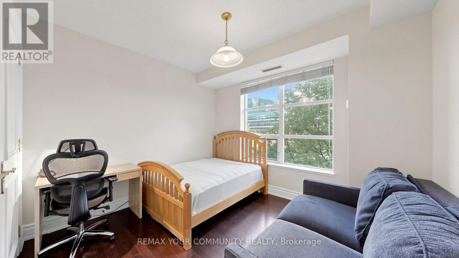 #410 10 OLD YORK MILLS ROAD - Image 33