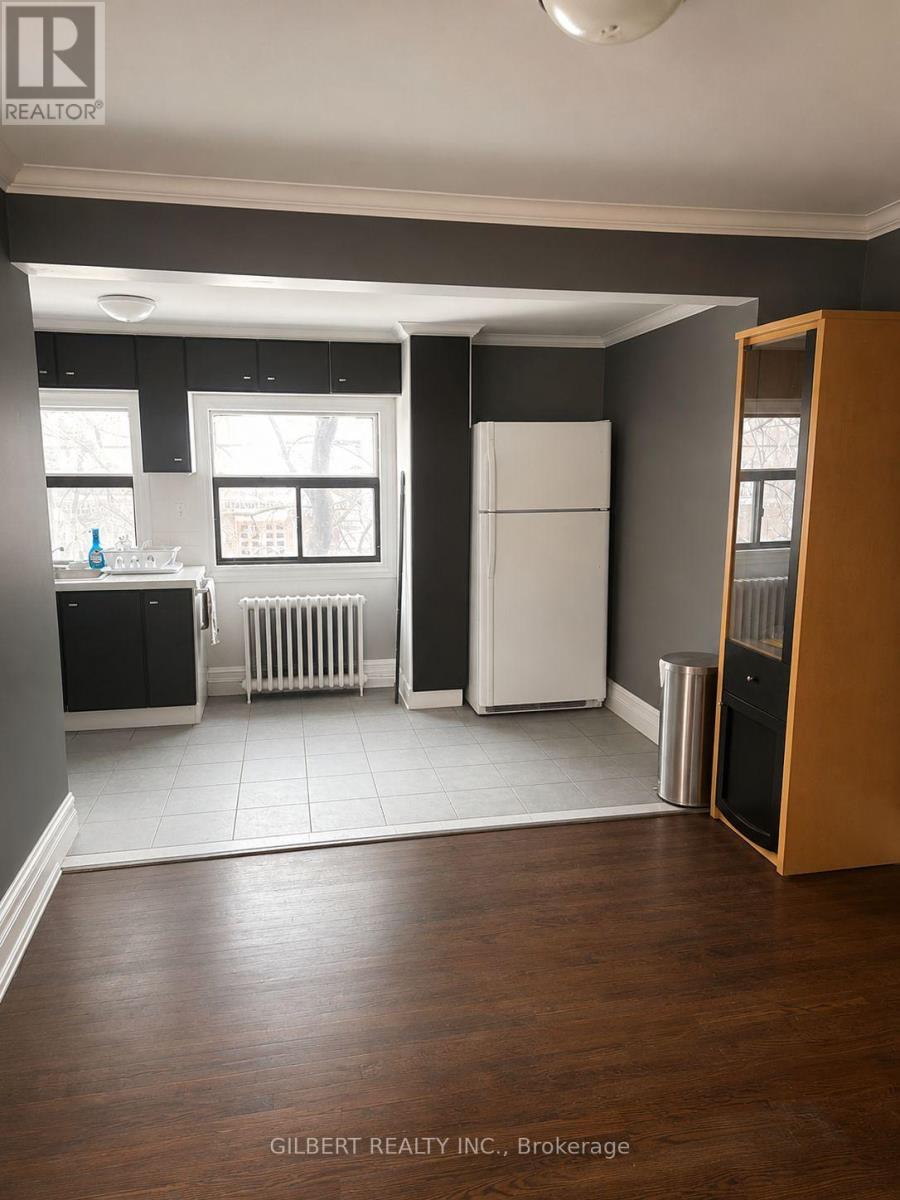405 WESTMOUNT AVENUE - 9
