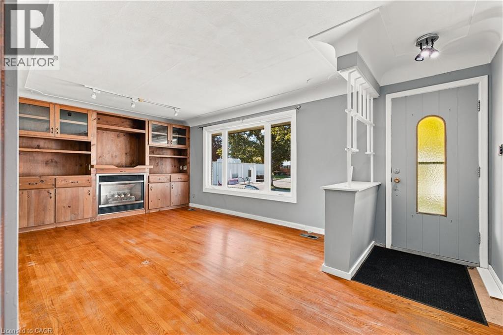 30 GERARD Avenue — photo 3