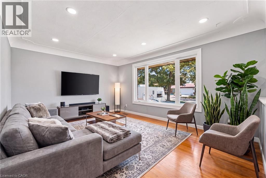 30 GERARD Avenue - 4