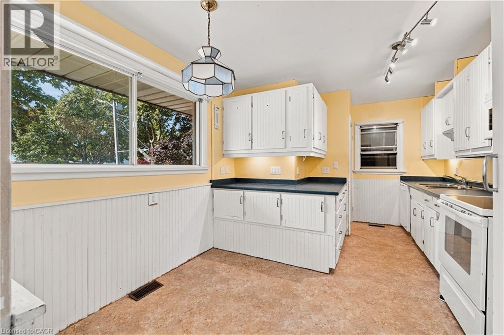 30 GERARD Avenue - Image 7