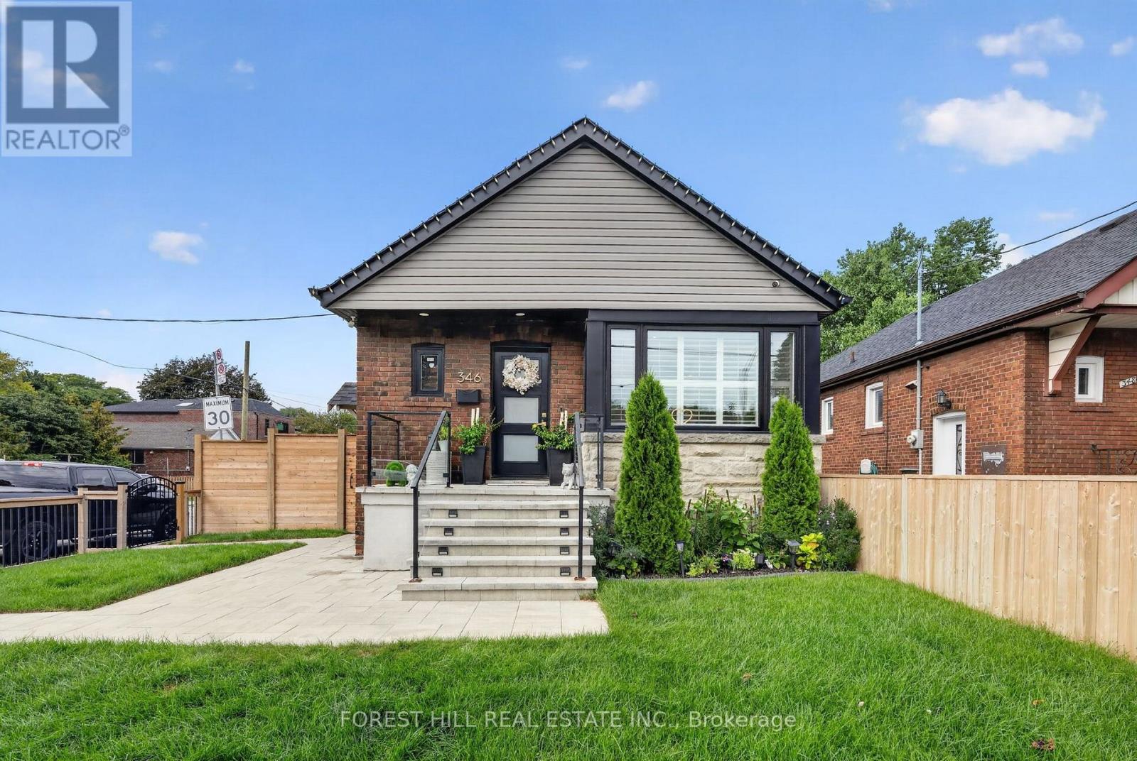 Photo of 346 O'Connor Drive