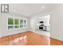 32 Denvale Road, Toronto, ON M4B3B5 Photo 10
