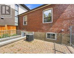 32 Denvale Road, Toronto, ON M4B3B5 Photo 29