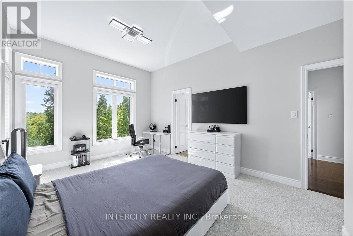 102 COOK'S MILL CRESCENT - Image 33