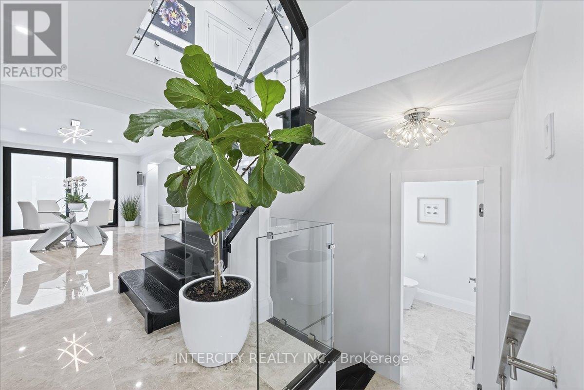 102 COOK'S MILL CRESCENT - Image 35