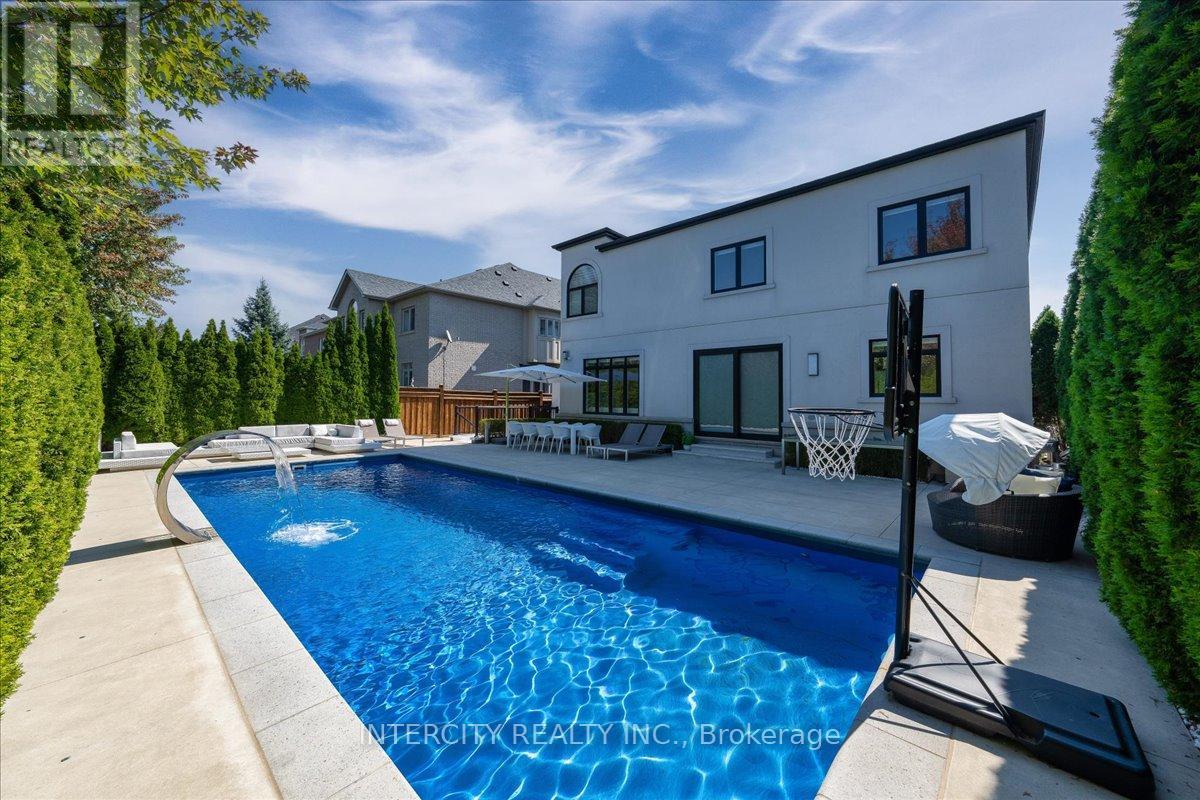 102 COOK'S MILL CRESCENT - 49
