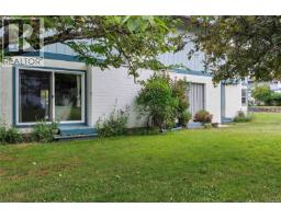 4 3987 Gordon Head Rd, Saanich, BC V8N3X5 Photo 37