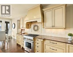 2pc Bathroom - 2583 Lucinde Road, West Kelowna, BC V1Z4B1 Photo 15