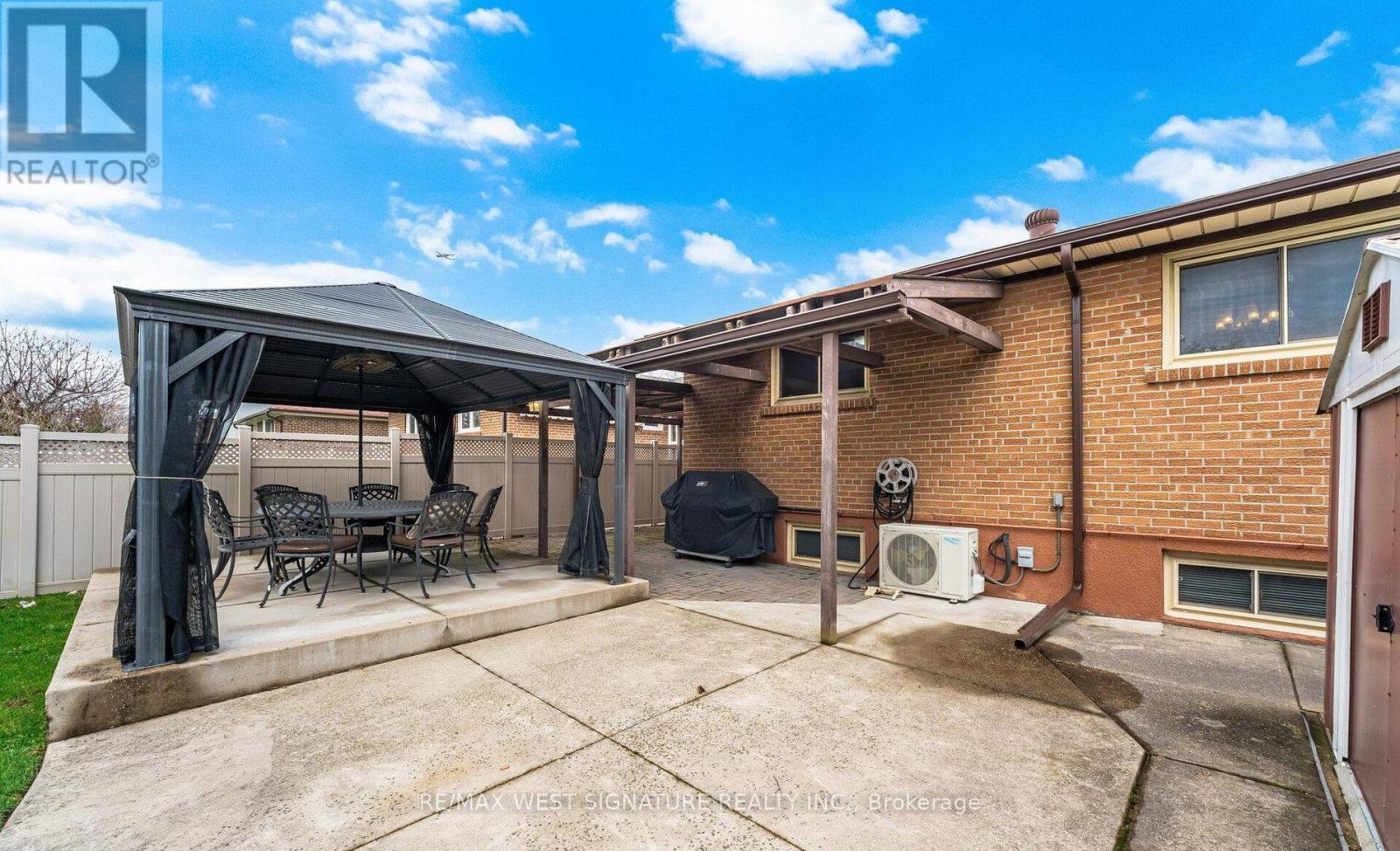 36 WINDSOR ROAD - 32