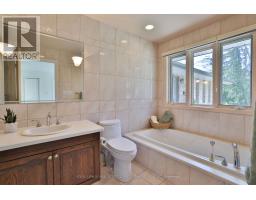 1066 Stockwell Avenue, Mississauga, ON L5H1B4 Photo 17
