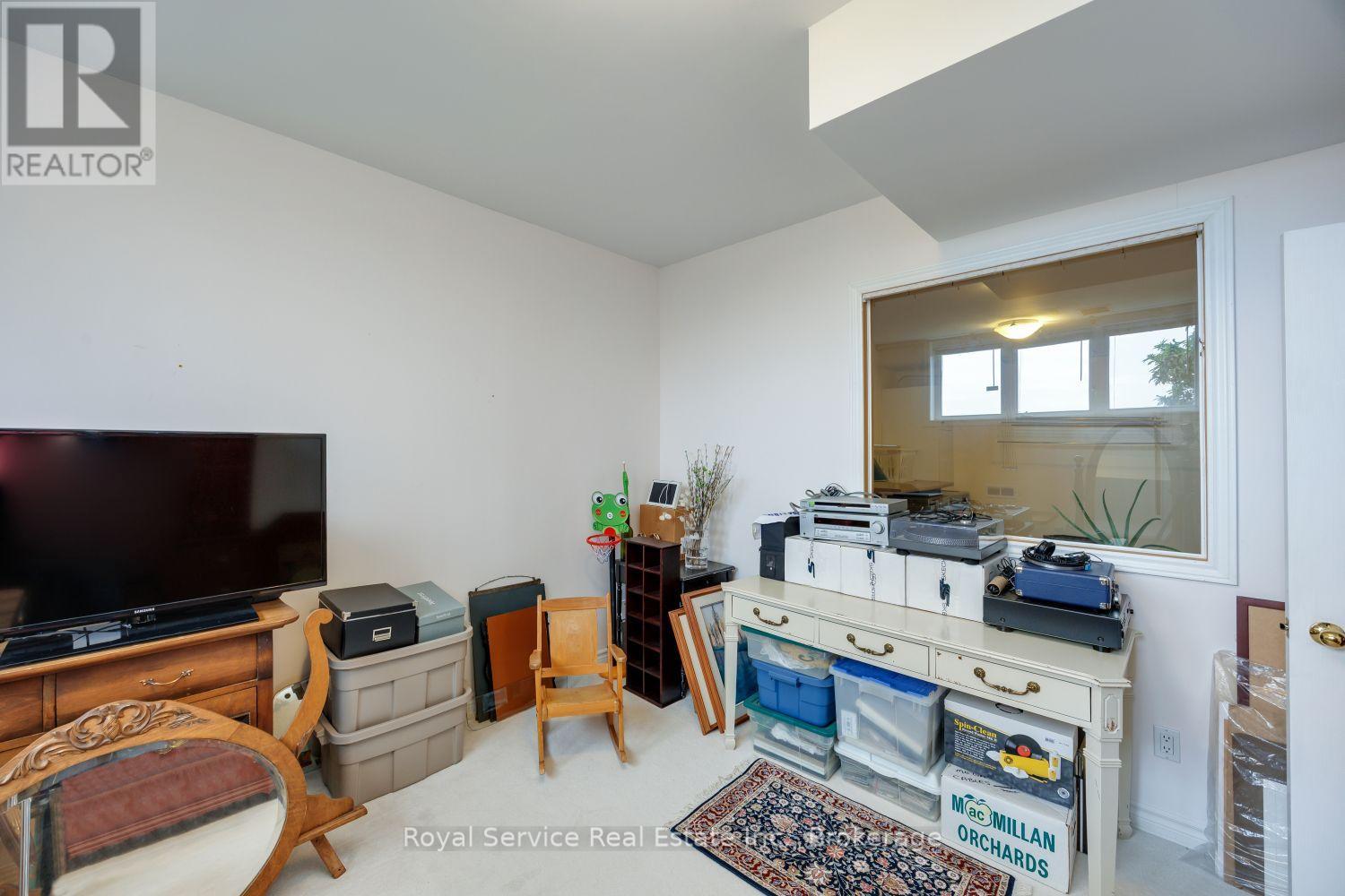 52 FENTON LANE - Image 30