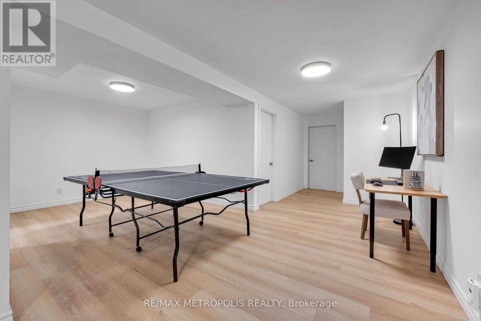 598 BLACK OAK CRESCENT - Image 32